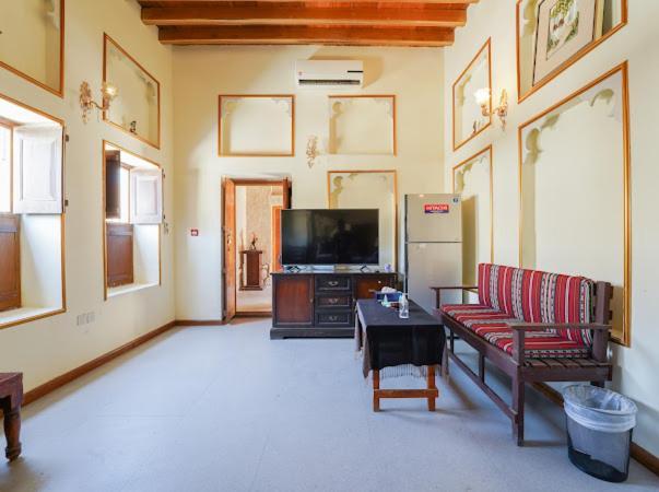 Heritage 5*
